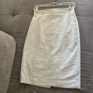 Size 4 light grey pencil skirt